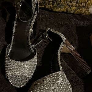 Michael Kors Glittering Silver Heels